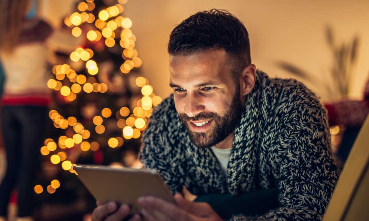 Holiday Essentials: Best Books, Podcasts and Articles for a More Productive 2024